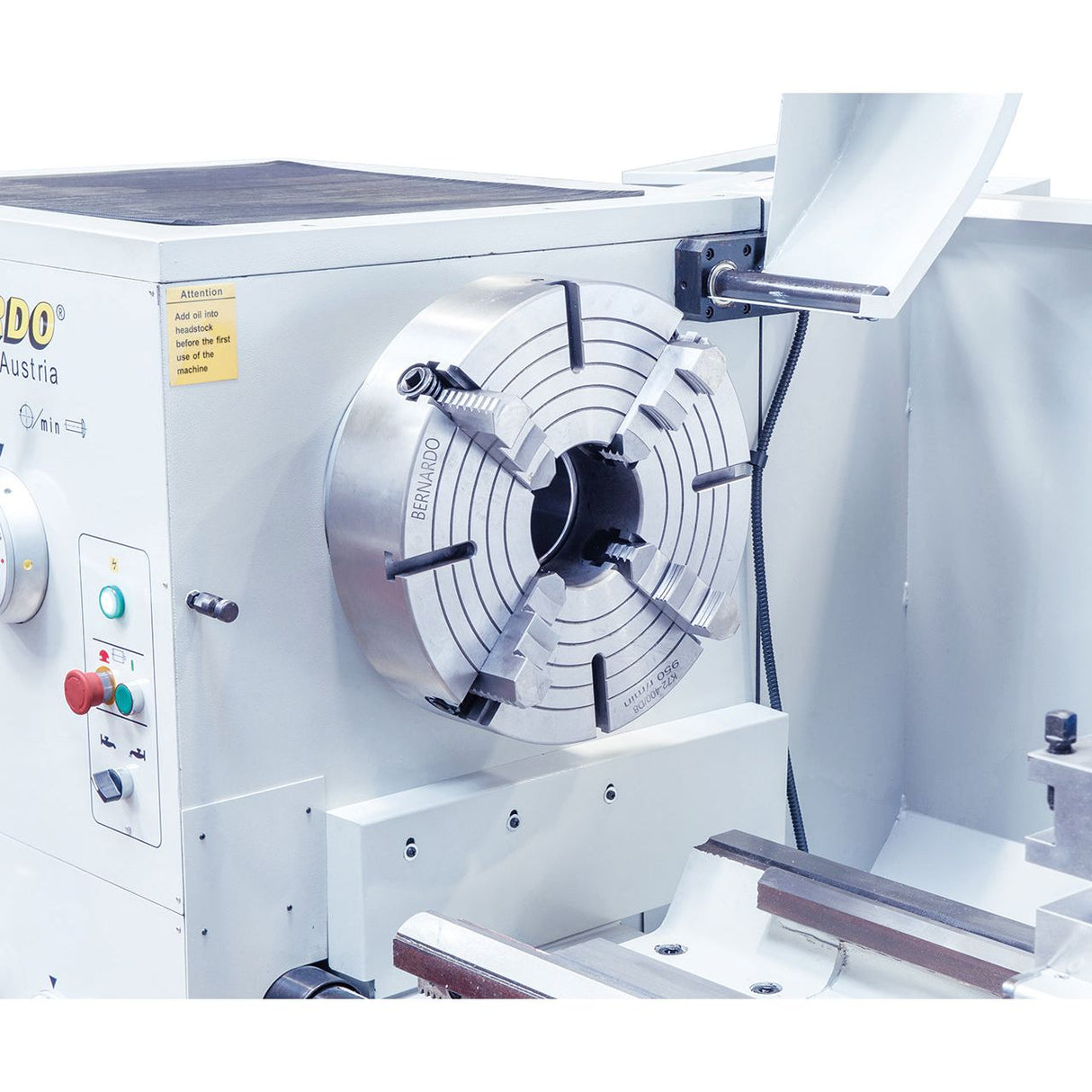 BERNARDO Universaldrehmaschine – Modell Goliath 660 x 2000 inkl. 3-Achs-Digitalanzeige