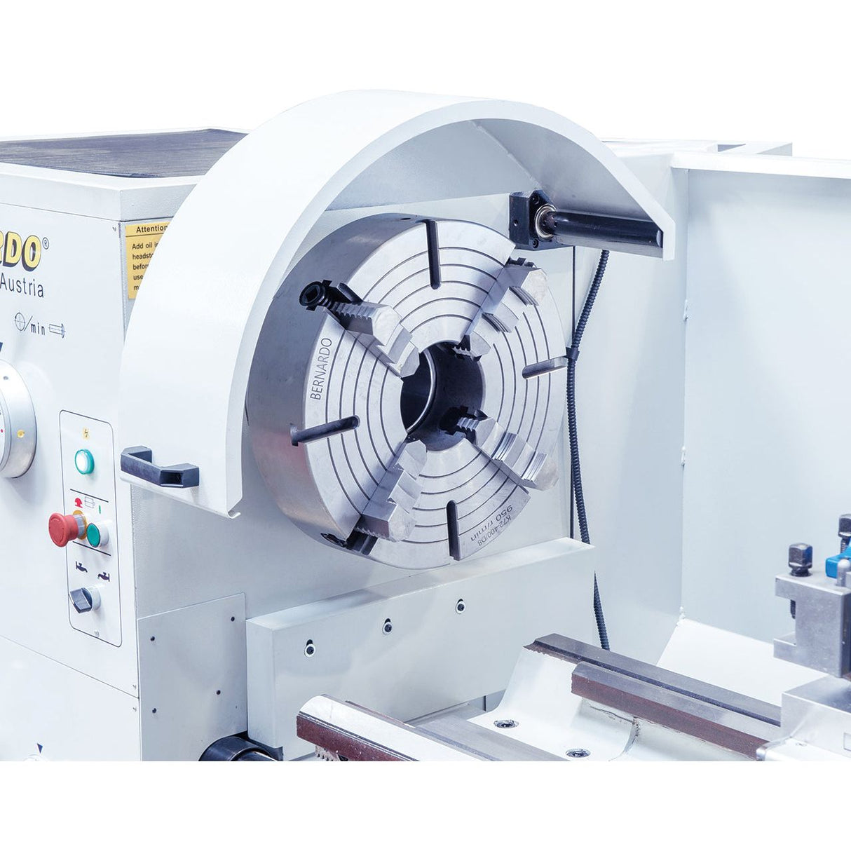 BERNARDO Universaldrehmaschine – Modell Goliath 660 x 2000 inkl. 3-Achs-Digitalanzeige