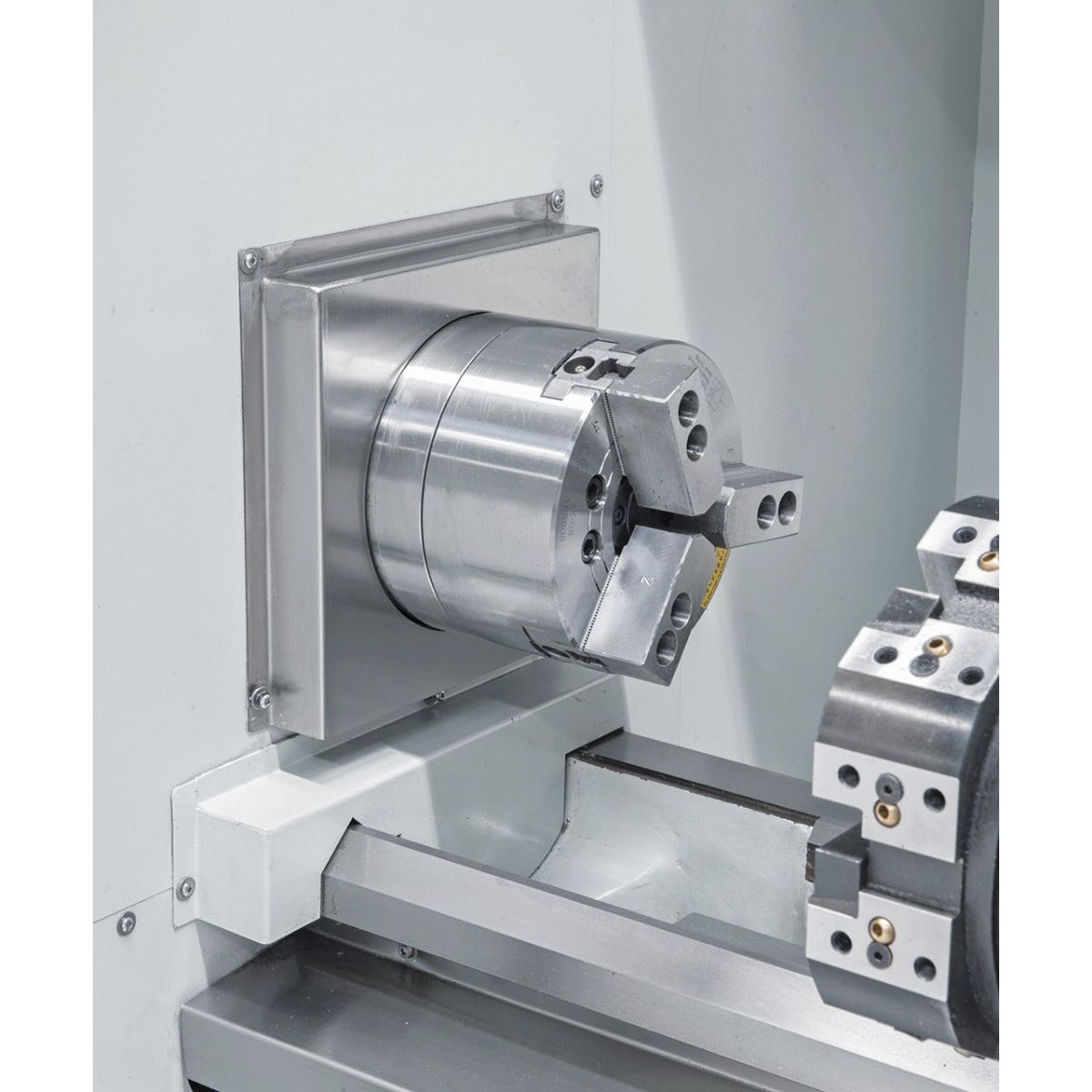 BERNARDO CNC-Drehmaschine – Modell CK 360 x 750