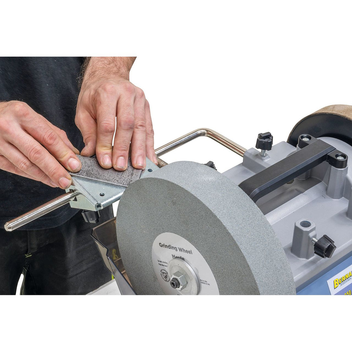 BERNARDO Zubehör für Nass- und Trockenschleifmaschine – Modell Auflagetisch f. NTS 200 / NTS 250 Pro / NTS 250 Pro Vario