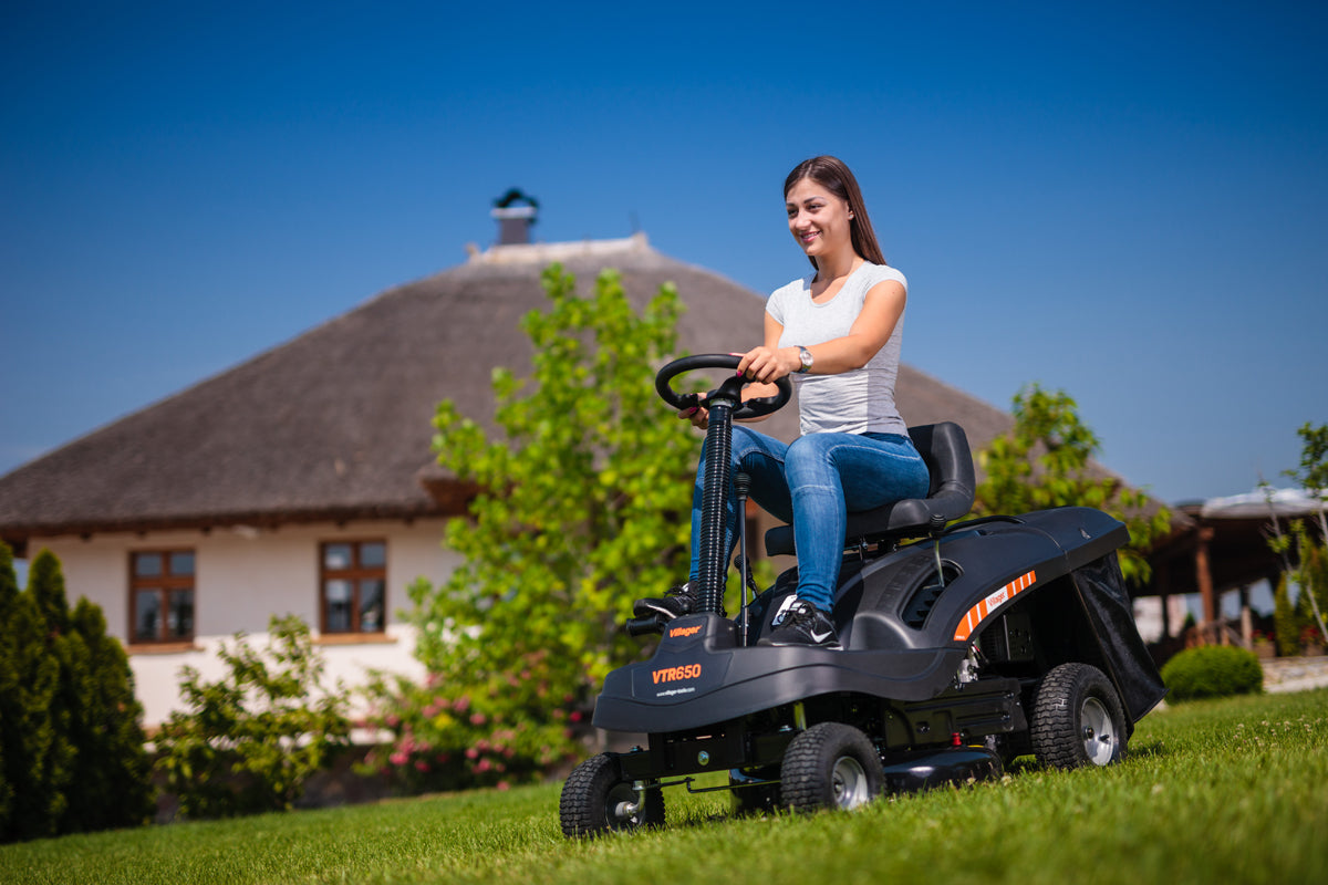 Villager VTR 650 - Aufsitzmäher mit 610 mm Schnittbreite & 150 l Fangkorb - VI-051438