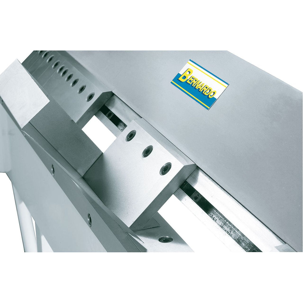 BERNARDO Schwenkbiegemaschine mit segmentierter Oberwange – Modell TB 2060