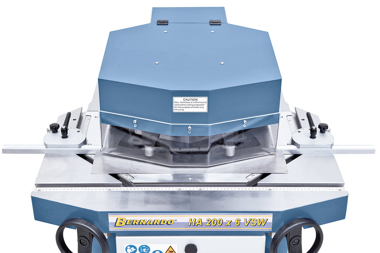 BERNARDO Hydraulische Ausklinkmaschinen – Modell HA 200 x 6 VSW