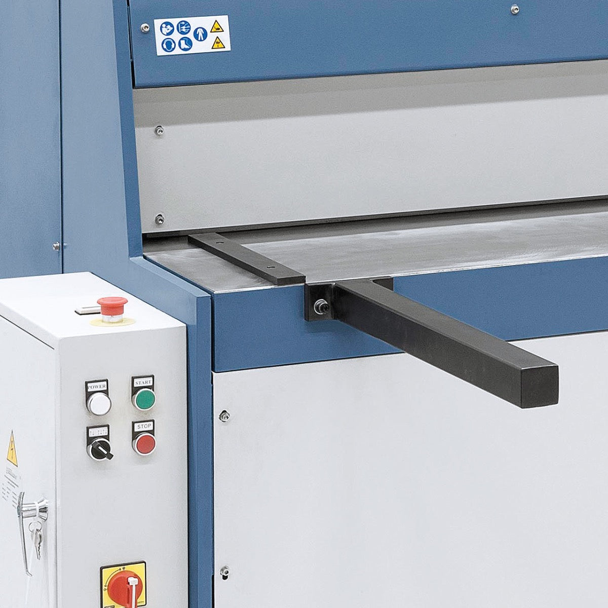BERNARDO Motorische Tafelschere – Modell MTM 1250 x 4 mm