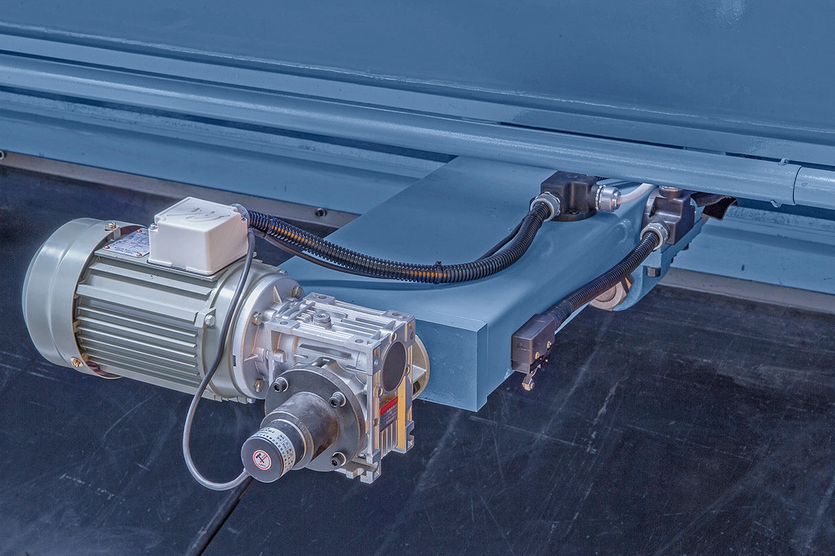 BERNARDO Hydraulische Schwingschnitt-Tafelschere – Modell Hydraulische Tafelschere HSB 3200 x 16 *