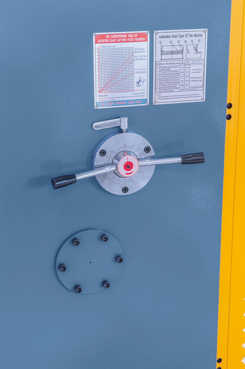 BERNARDO Hydraulische Schwingschnitt-Tafelschere – Modell Hydraulische Tafelschere HSB 3200 x 16 *