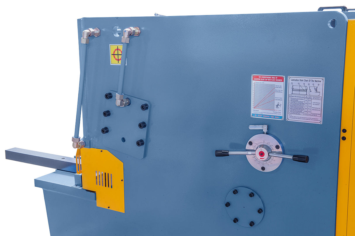 BERNARDO Hydraulische Schwingschnitt-Tafelschere – Modell Hydraulische Tafelschere HSB 3200 x 16 *