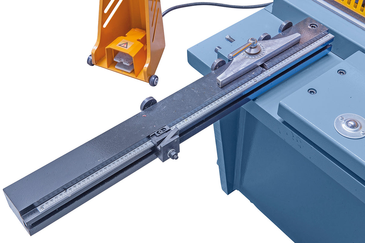 BERNARDO Hydraulische Schwingschnitt-Tafelschere – Modell Hydraulische Tafelschere HSB 3200 x 16 *