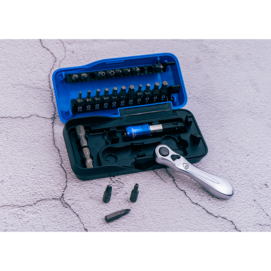 KING TONY Profi-Werkzeuge - Umschaltratsche und 1/4" Bit - 26 tlg. 1026CQAM