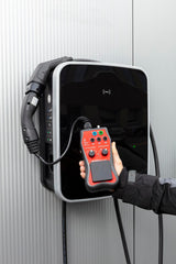 BENNING Gerätetester-Set IT 200 + EV 3-2 – Normkonforme Prüfung von Elektroanlagen & Wallboxen im L-Boxx Koffer