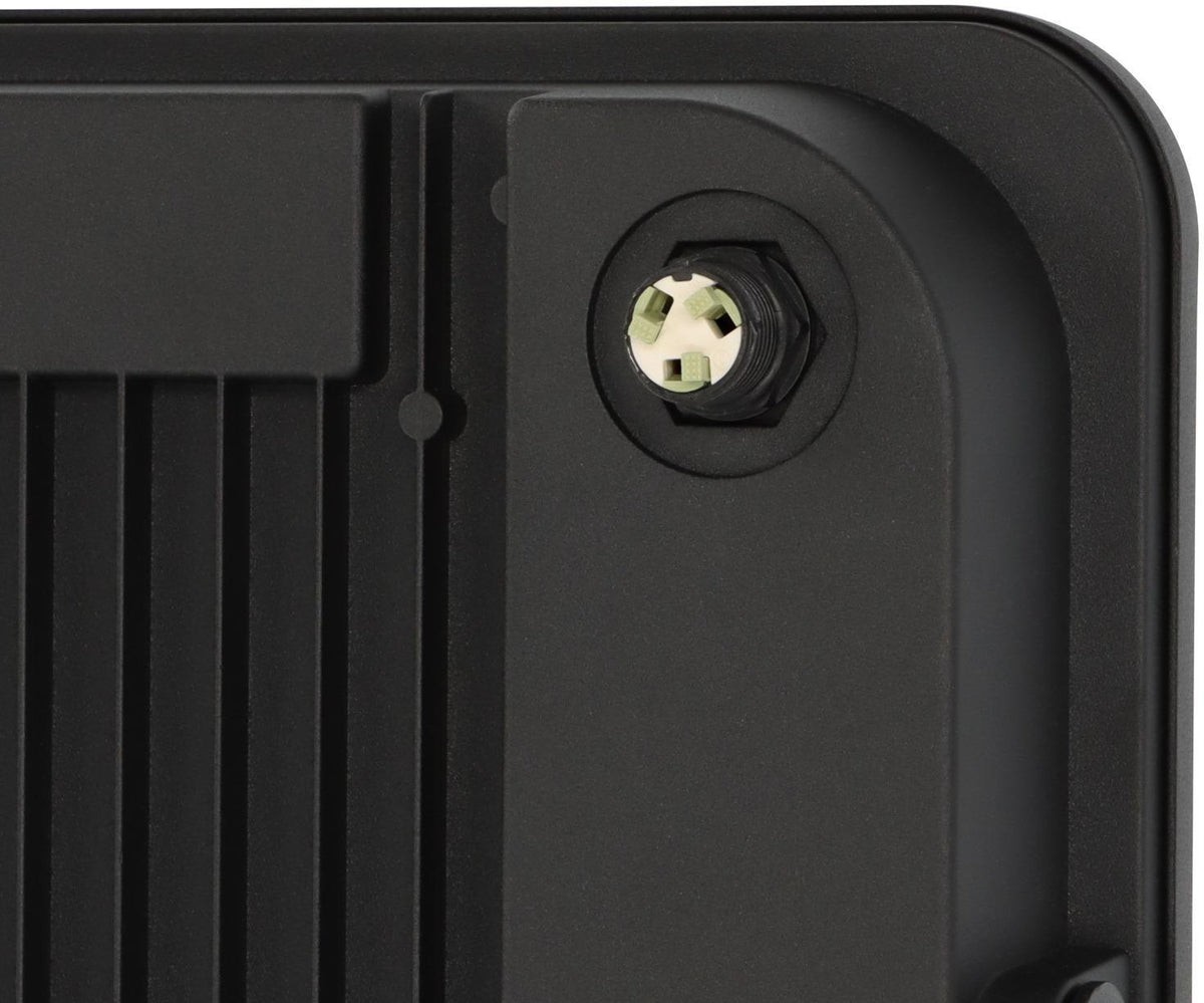 LED-Strahler JARO 4060 30 W 3450 lm IP65 von BRENNENSTUHL – helles Licht für Außenbereiche