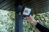LED-Strahler JARO 4060 30 W 3450 lm IP65 von BRENNENSTUHL – helles Licht für Außenbereiche