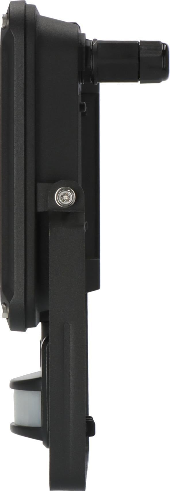LED-Strahler JARO 4060 30 W 3450 lm IP65 von BRENNENSTUHL – helles Licht für Außenbereiche