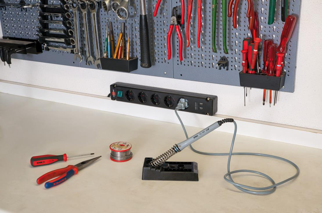 Brennenstuhl Bremounta Steckdosenleiste 4-fach 16A 230V schwarz 1,5m H05VV-F
