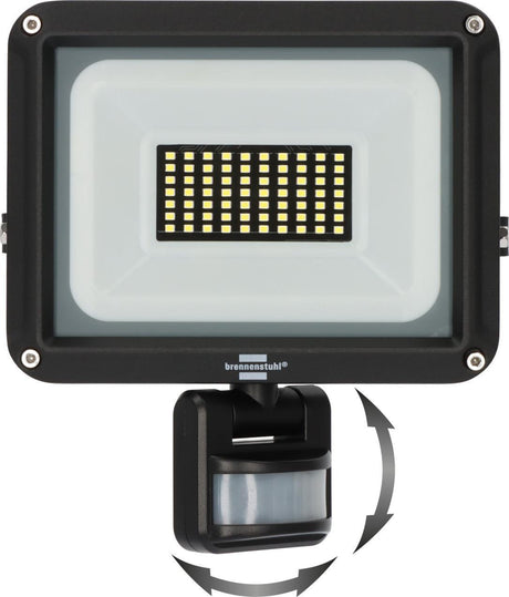 LED-Strahler JARO 4060 30 W 3450 lm IP65 von BRENNENSTUHL – helles Licht für Außenbereiche