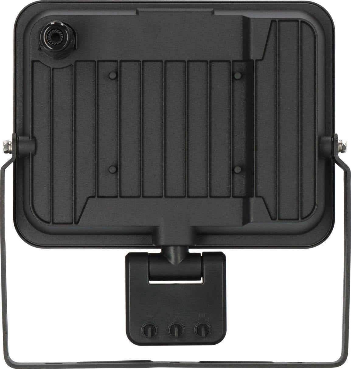LED-Strahler JARO 4060 30 W 3450 lm IP65 von BRENNENSTUHL – helles Licht für Außenbereiche
