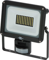 LED-Strahler JARO 4060 30 W 3450 lm IP65 von BRENNENSTUHL – helles Licht für Außenbereiche