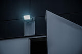LED-Strahler JARO 4060 30 W 3450 lm IP65 von BRENNENSTUHL – helles Licht für Außenbereiche
