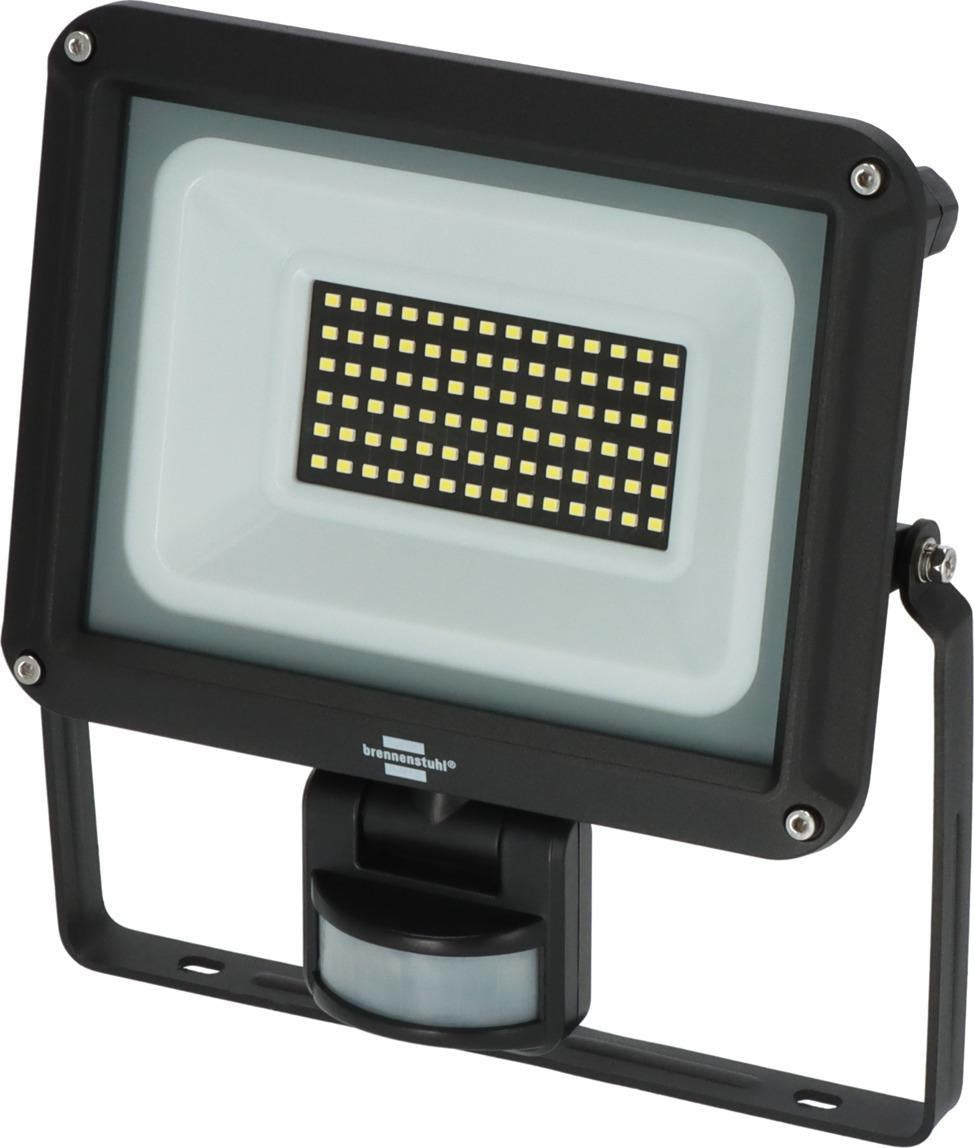 LED-Strahler JARO 4060 30 W 3450 lm IP65 von BRENNENSTUHL – helles Licht für Außenbereiche
