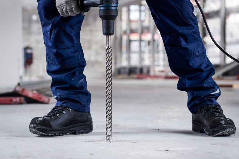 BOSCH Hammerbohrer Max-7 SDS-max Ø 18 mm, Arbeitslänge 1200 mm – 4 Schneiden für aggressiven Bohrfortschritt