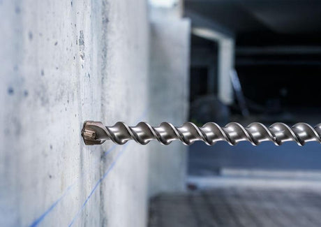 BOSCH Hammerbohrer Max-7 SDS-max Ø 18 mm, Arbeitslänge 1200 mm – 4 Schneiden für aggressiven Bohrfortschritt