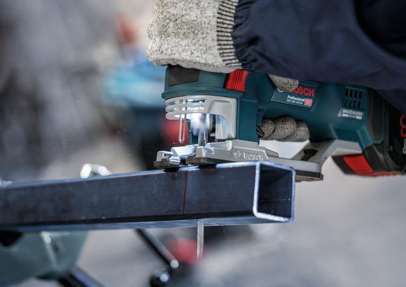 BOSCH Stichsägeblatt T 321 AF für schnelle Metallschnitte, 132 mm, BIM, 5 Stück pro Karte