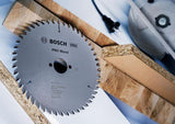 Bosch Kreissägeblatt PRO Wood AD 160 mm Z24 WZ für präzise Holzschnitte