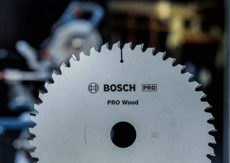 Bosch Kreissägeblatt PRO Wood AD 160 mm Z24 WZ für präzise Holzschnitte
