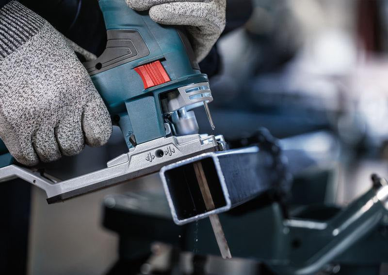 BOSCH Stichsägeblatt T 321 AF für schnelle Metallschnitte, 132 mm, BIM, 5 Stück pro Karte