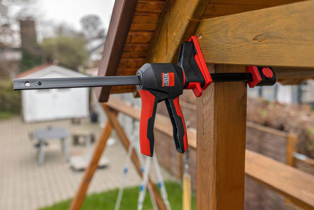 BESSEY Einhandzwinge EZ360-15 mit 360° Dreh-Mechanismus, 150 mm Spannweite, 1400 N Spannkraft