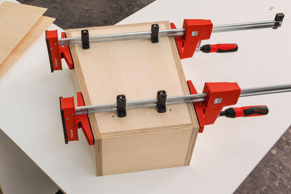 BESSEY Korpuszwinge KRE60-2K, 600 mm Spannweite, 95 mm Ausladung, 8000 N Spannkraft