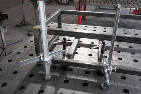 BESSEY Spannelement TWV mit variabler Ausladung für Schweißtische – max. 200 mm Spannweite