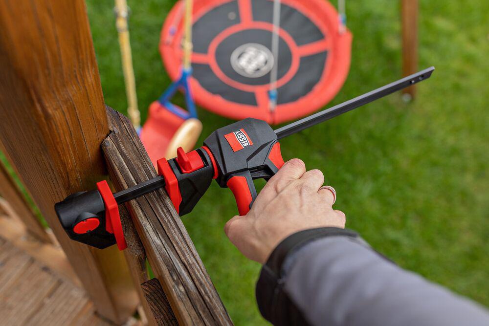 BESSEY Einhandzwinge EZ360-15 mit 360° Dreh-Mechanismus, 150 mm Spannweite, 1400 N Spannkraft