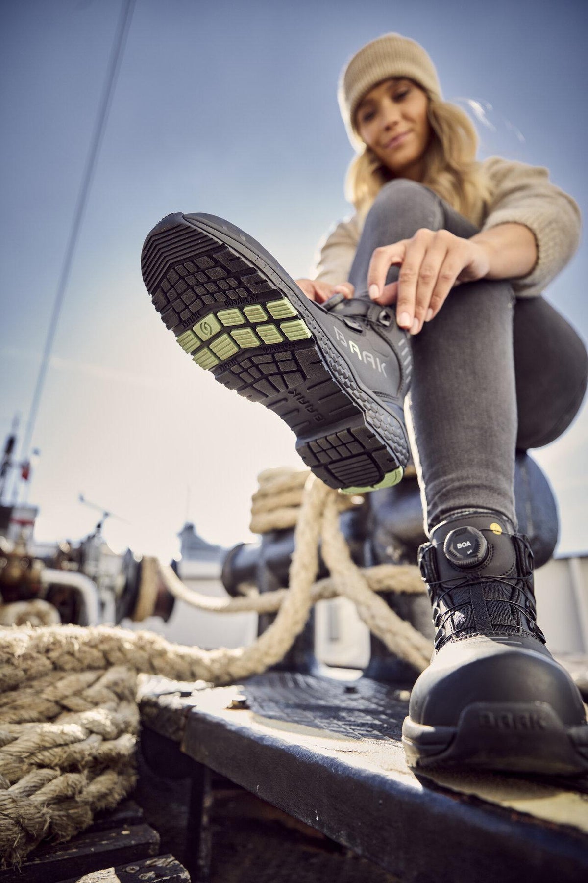 BAAK Damensicherheitsstiefel Alessia S3S ESD Mikrofaser/TPU – Schwarz/Grün