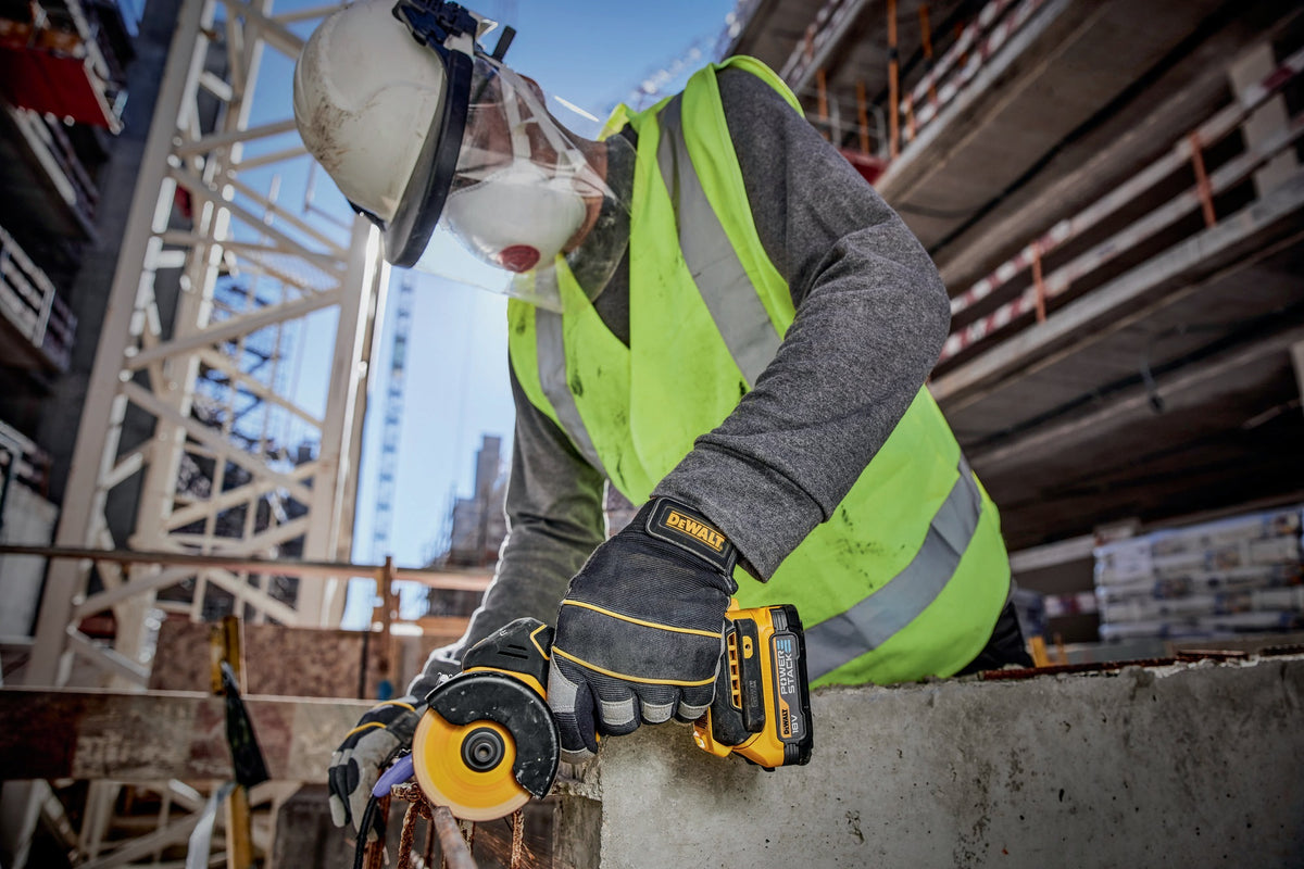 DEWALT Akku-Multimaterialschneider DCS438N 18V – bürstenlos, 76 mm, 22 mm Schnitttiefe