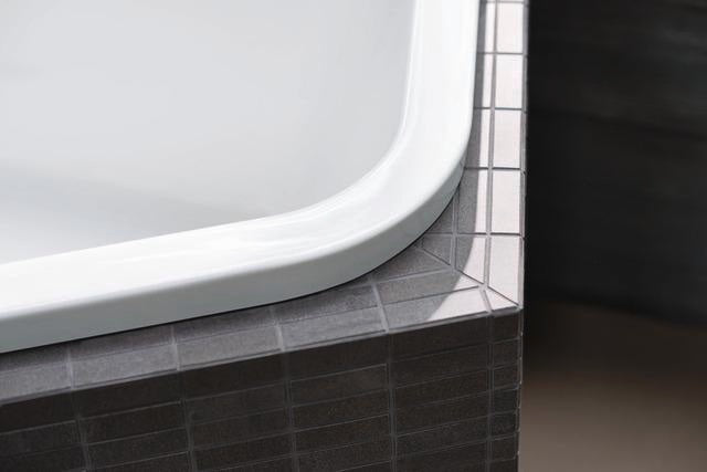 DURAVIT Paiova 5 Eckbadewanne 1770x1300 mm weiß links – 2-Sitzer mit Überlauf
