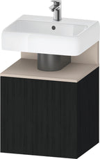 eiche schwarz / Nische taupe supermatt / Eiche