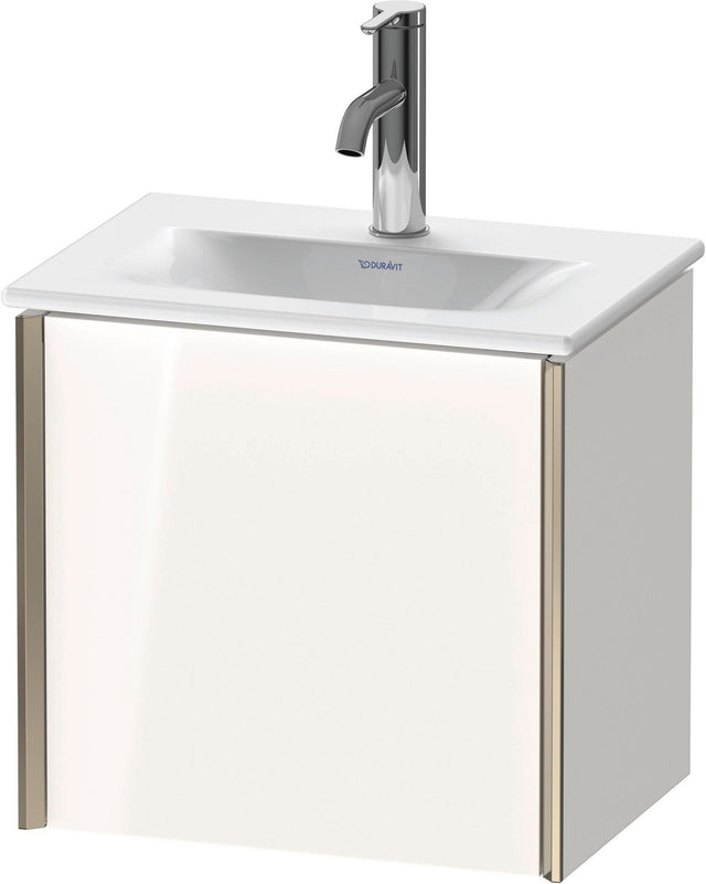 DURAVIT XViu Waschtischunterbau 430mm, 1 Tür rechts, weiß hochglanz – wandhängend mit Tip-On