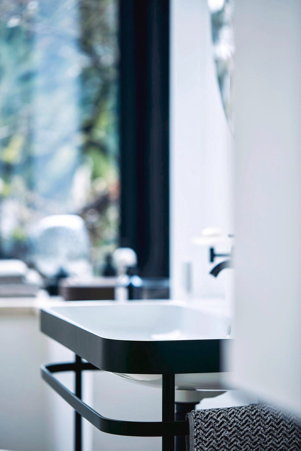 Duravit C.1 Einhebel-Waschtischmischer M mit Zugstange, Schwarz Matt