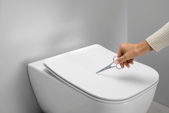 Duravit Univavo WC-Sitz eckig tief 434mm mit Absenkautomatik, abnehmbar, Edelstahl Scharniere, Weiß