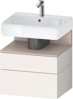 weiß supermatt / Nische taupe matt / weiß