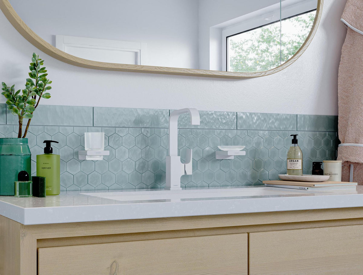 HANSGROHE AddStoris Glashalter Wandmontage Chrom – Mattglas Zahnputzbecher-Halter mit verdeckter Befestigung