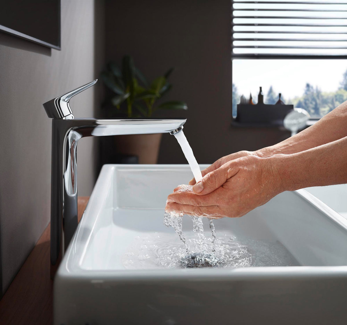 HANSGROHE Talis E Einhebel-Waschtischmischer 240 mit Zugstangen-Ablaufgarnitur, chrom