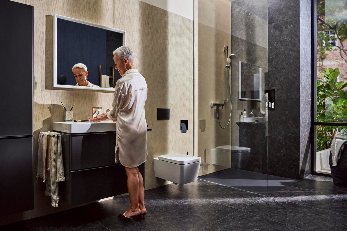 HANSGROHE Xarita E Wandspiegel 800x700 mm mattweiß mit LED-Beleuchtung und IR-Sensor