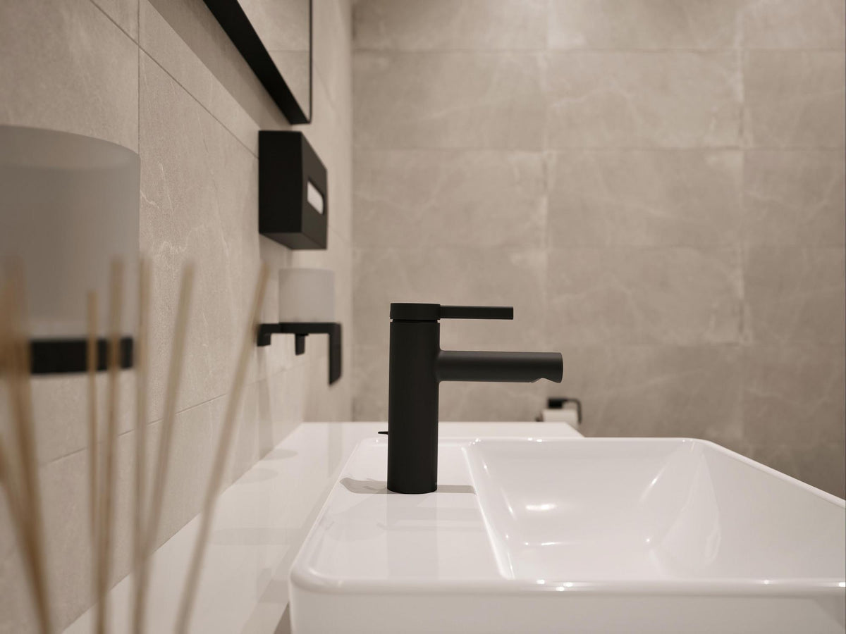 HANSGROHE Zesis S 100 Waschtisch-Einhebelmischer mit Zugstangen-Ablaufgarnitur mattschwarz – ComfortZone 100, CoolStart