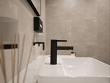 HANSGROHE Zesis S 100 Waschtisch-Einhebelmischer mit Zugstangen-Ablaufgarnitur mattschwarz – ComfortZone 100, CoolStart