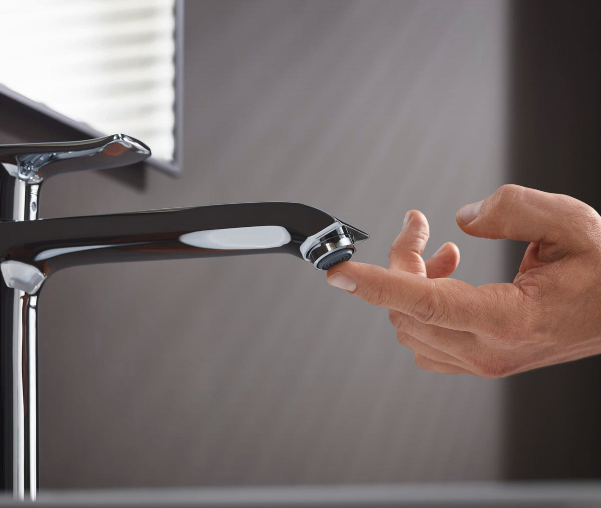 HANSGROHE Metris 260 Einhebel-Waschtischmischer mit ComfortZone, Zugstangen-Ablaufgarnitur und Temperaturbegrenzung, chrom