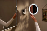 HANSGROHE AddStoris Kosmetikspiegel mit LED-Leuchte, 3-fach Vergrößerung, Chrom, 217 mm