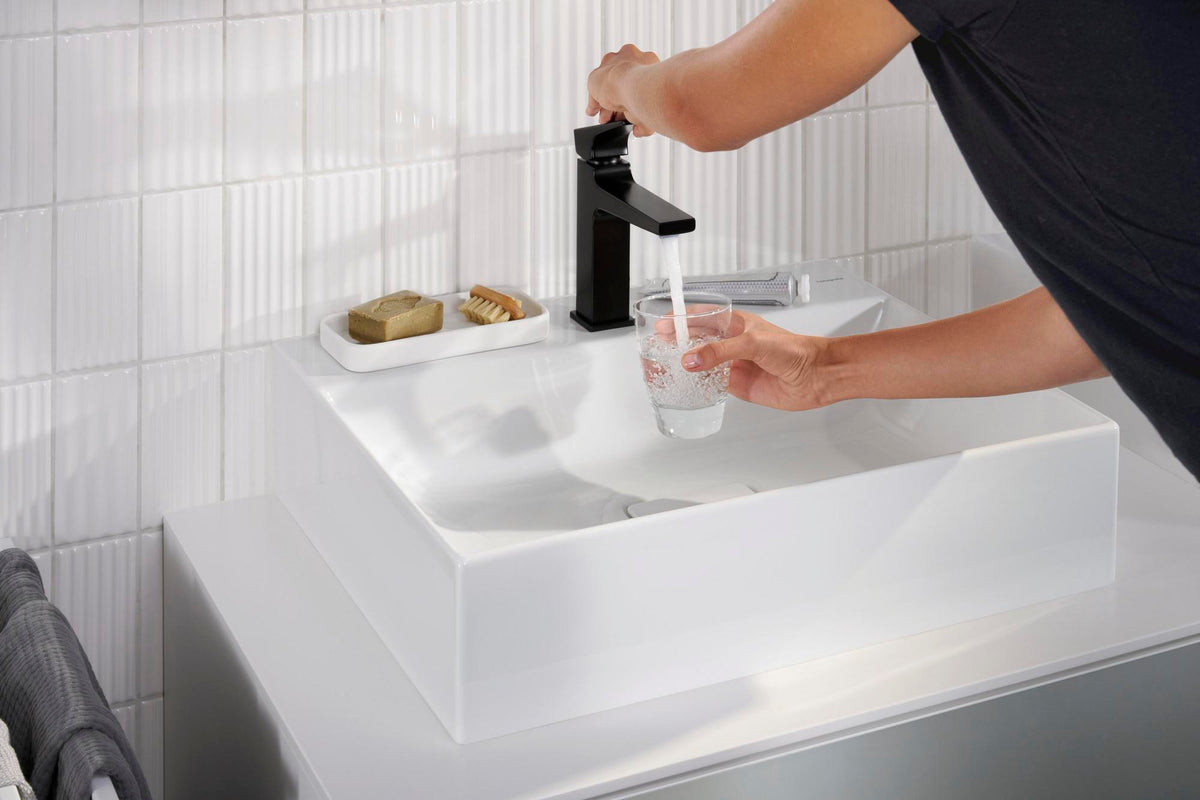 HANSGROHE Xevolos E Konsole 1570 mm mattweiß mit 2 Ausschnitten