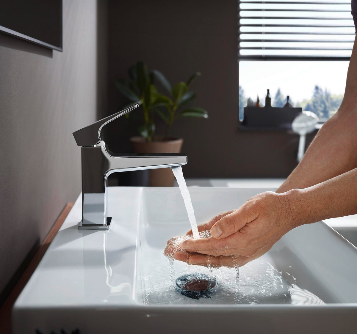 HANSGROHE Metropol Einhebel-Waschtischmischer 100 mit Push-Open Ablaufgarnitur, chrom